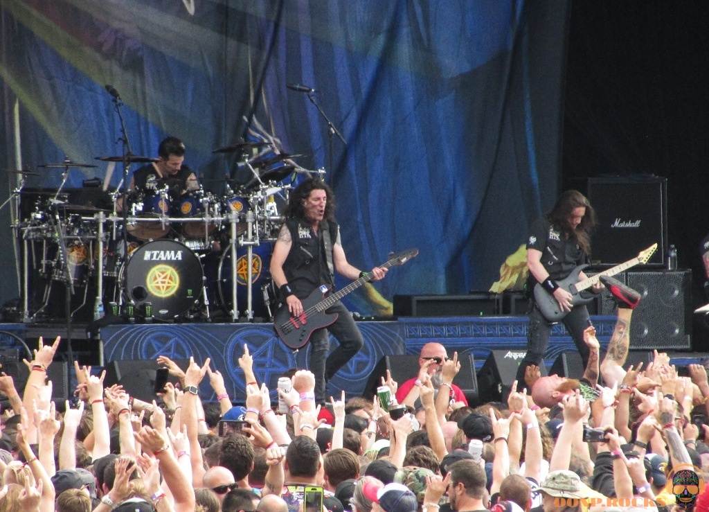 Anthrax jams at 2017 Chicago Open Air