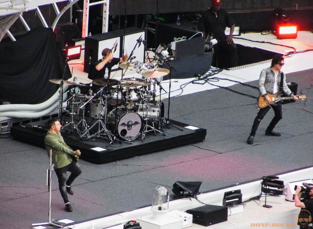 Avenged Sevenfold warms up Metallica at Soldier Field in Chicago.