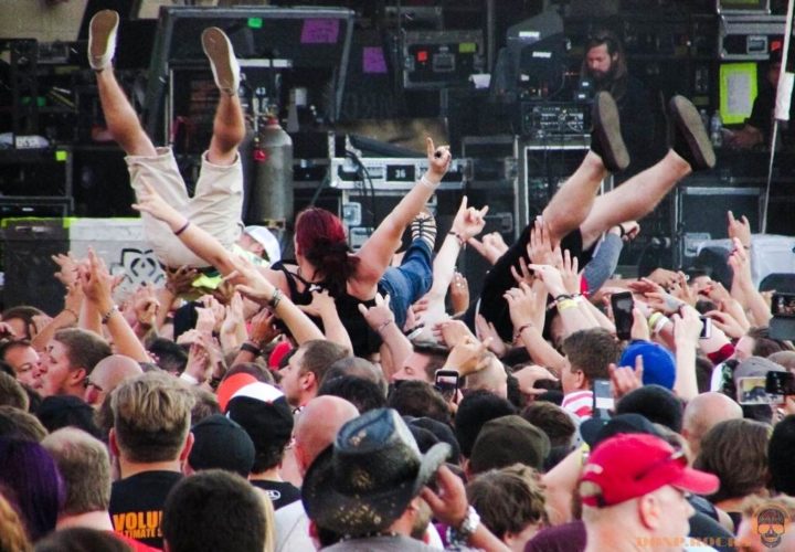 Breaking Benjamin Crowd Surfers