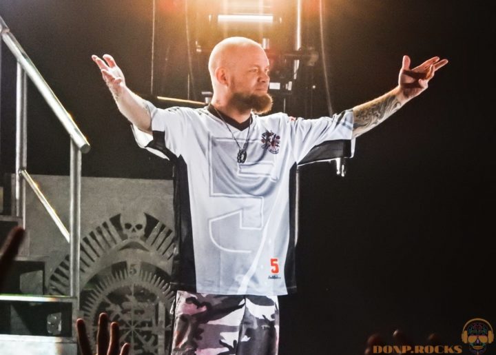 Ivan Moody of Five Finger Death Punch at Sonic Boom 2015.